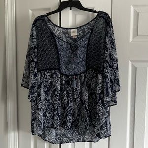 Knox Rose blue floral blouse boho printed peasant top hippie Target navy flutter